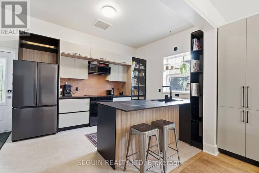 31 John Street — photo 14 of 36
