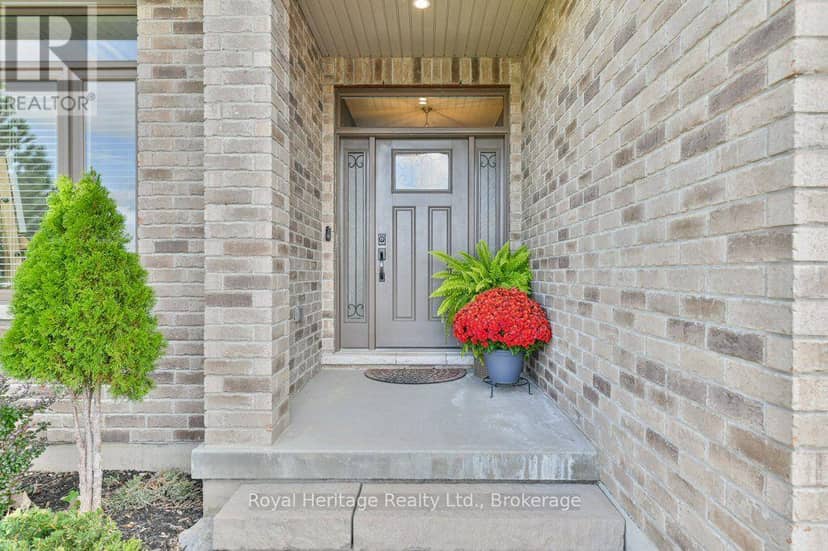 54 Hummingbird Drive, Belleville, photo 5