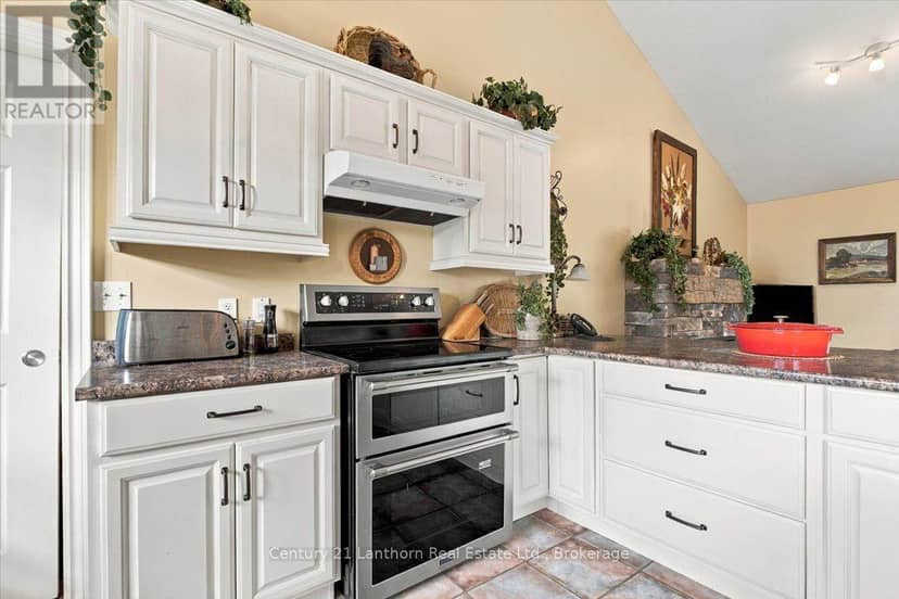 1535 Old Marmora Road — photo 17 of 40