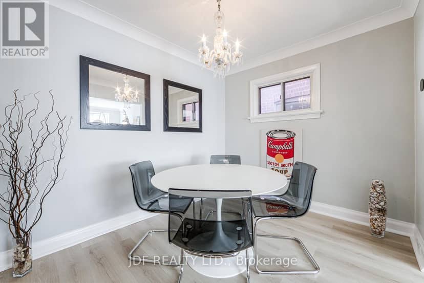 313 Vaughan Road — photo 11 of 40
