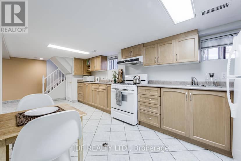 313 Vaughan Road — photo 28 of 40
