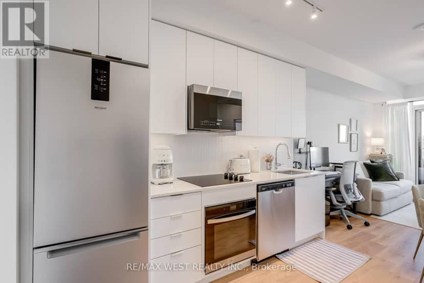 511 - 474 Caldari Road, Vaughan, photo 5