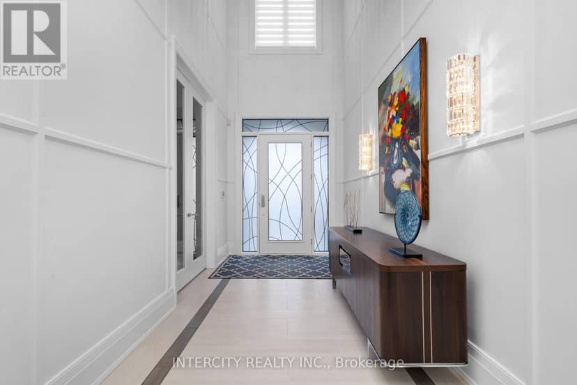 34 Rosebud Court, Vaughan, photo 2