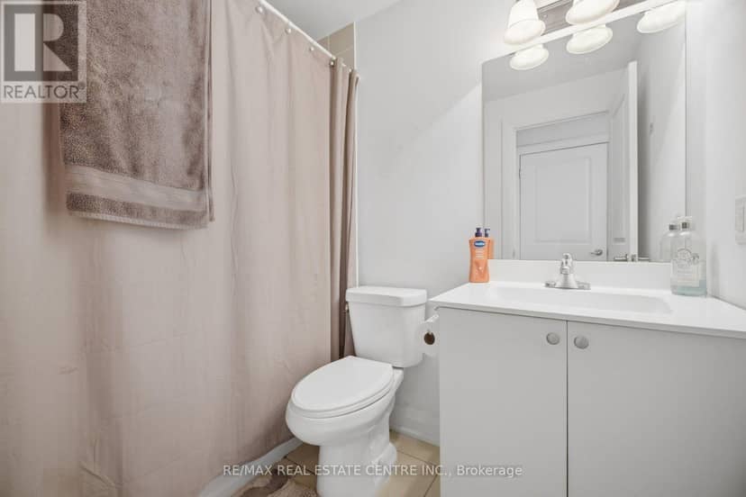 1402 - 5279 Highway 7 — photo 12 of 20