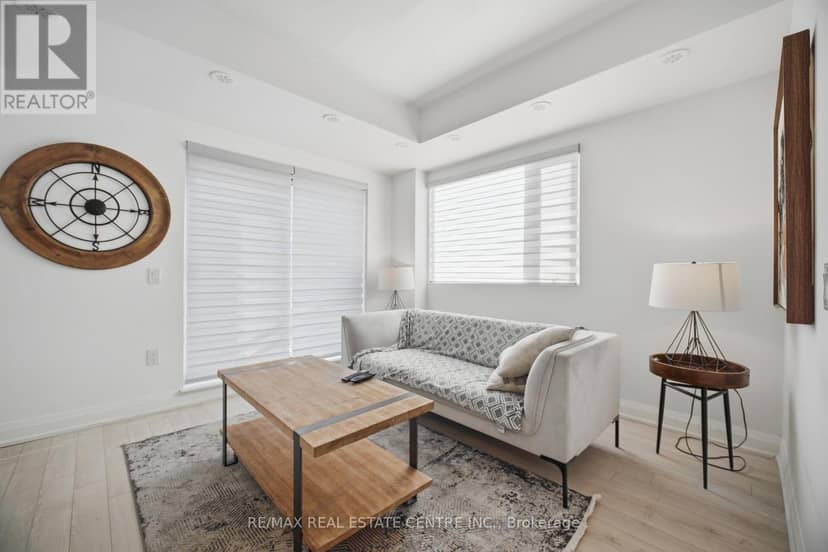 1402 - 5279 Highway 7, Vaughan, photo 6