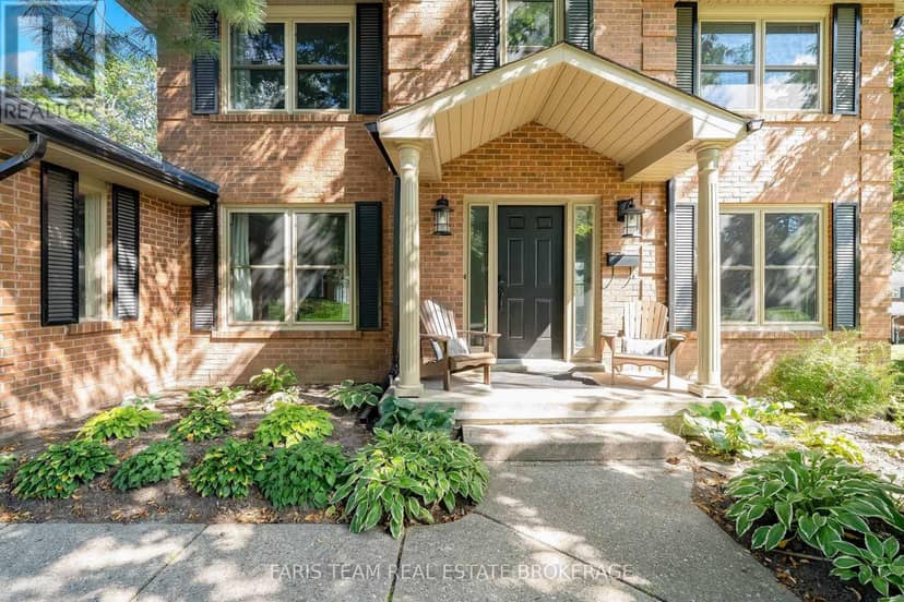 1 Susan Place — photo 4 of 40