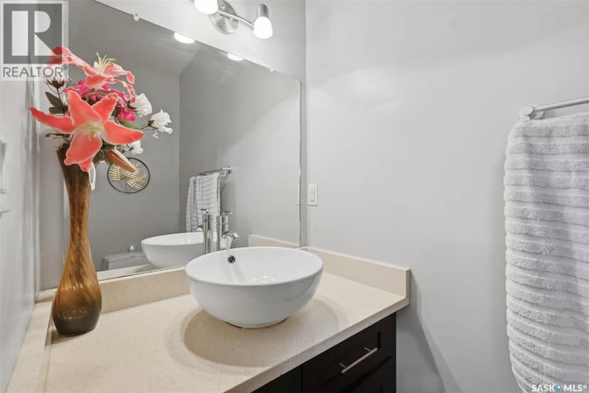 6 1703 Patrick CRESCENT — photo 16 of 36