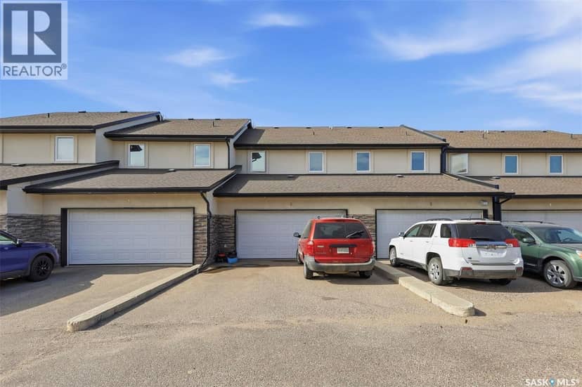6 1703 Patrick CRESCENT — photo 33 of 36