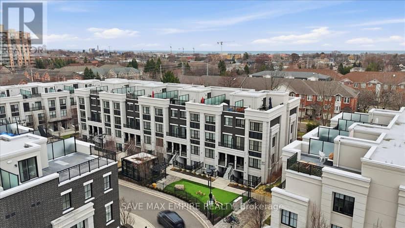 227 - 652 Cricklewood Drive, Mississauga