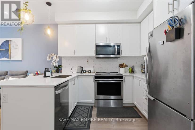 227 - 652 Cricklewood Drive — photo 9 of 24