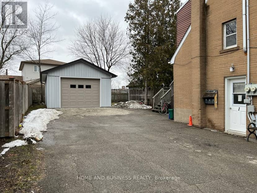 1,2,3 - 38 River Drive — photo 4 of 32