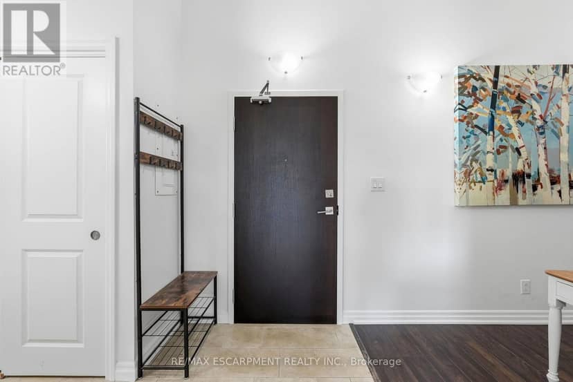 321 - 170 Rockhaven Lane — photo 4 of 35