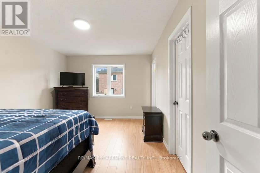 173 Whitwell Way — photo 7 of 13