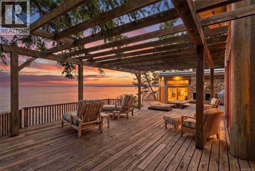 2-37 Salamanca Rd, Galiano Island