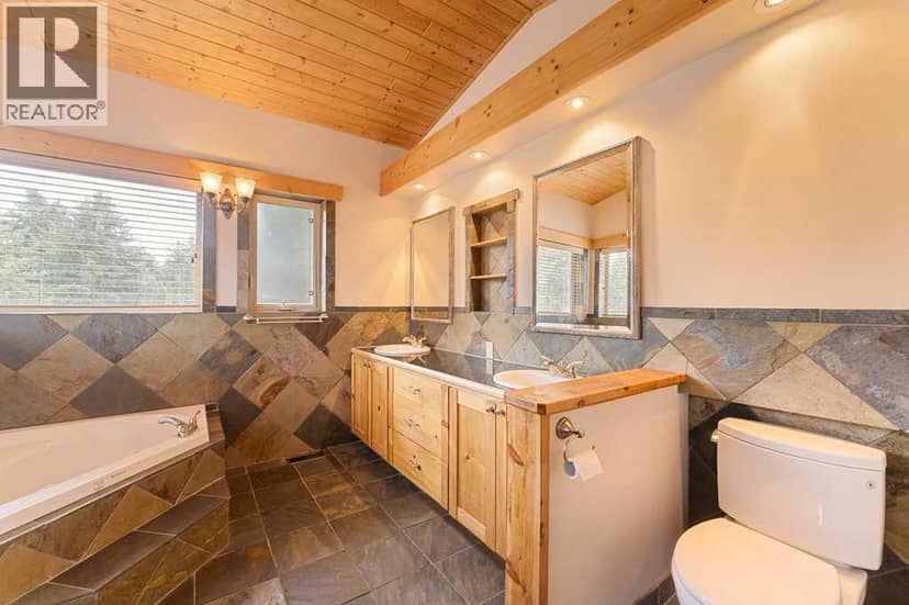 764 East Chestermere Drive — photo 25 of 40