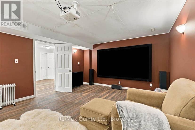11 Huron Lane — photo 37 of 40