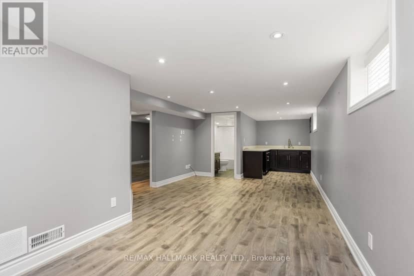 245 Elmwood Avenue, Richmond Hill, photo 8