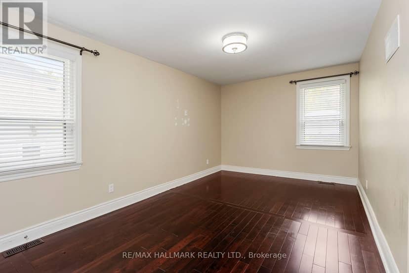 245 Elmwood Avenue, Richmond Hill, photo 5