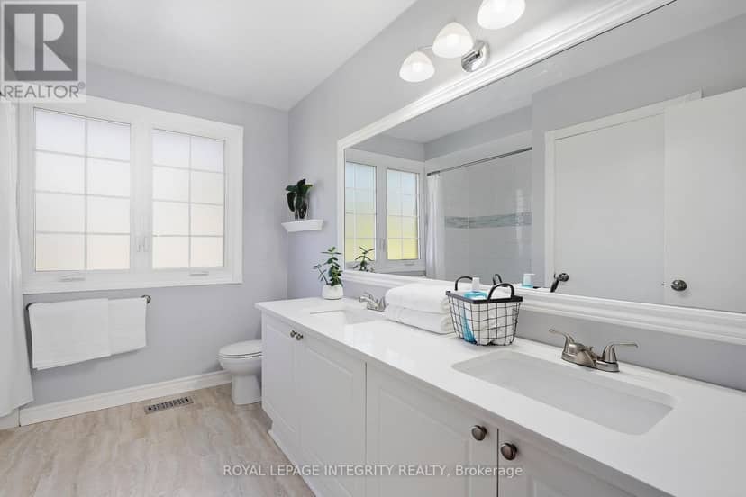 18 Greenbank Road S — photo 19 of 32