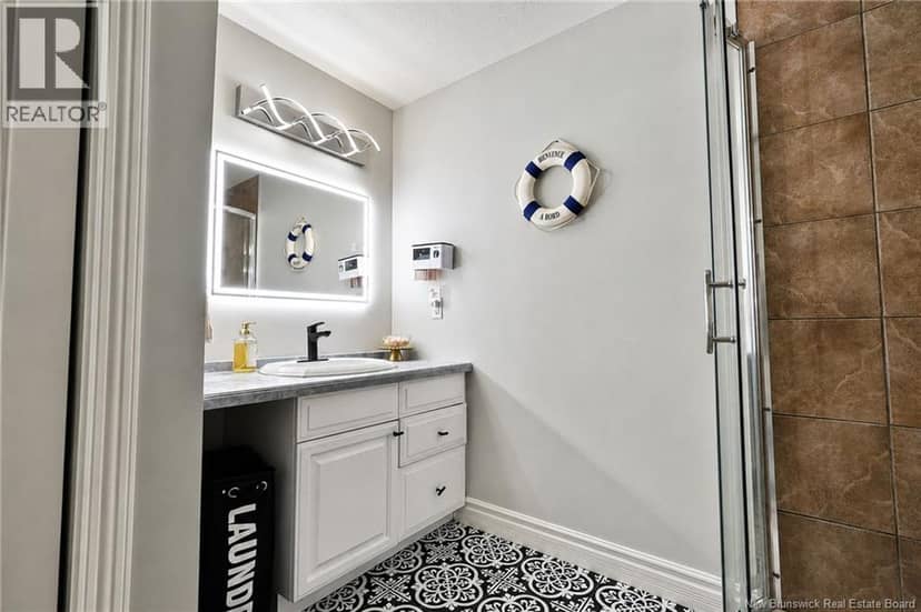 36 RUE JEAN-CHARLES Street — photo 16 of 24