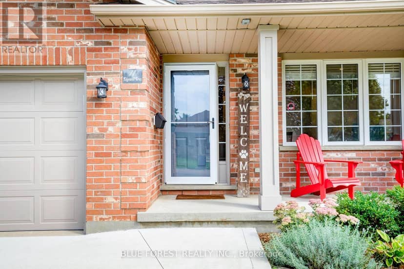 11 Edgewell Crescent, Central Elgin, photo 3