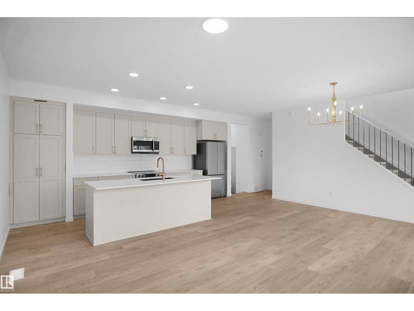 #19 19904 31 AV NW — photo 12 of 39