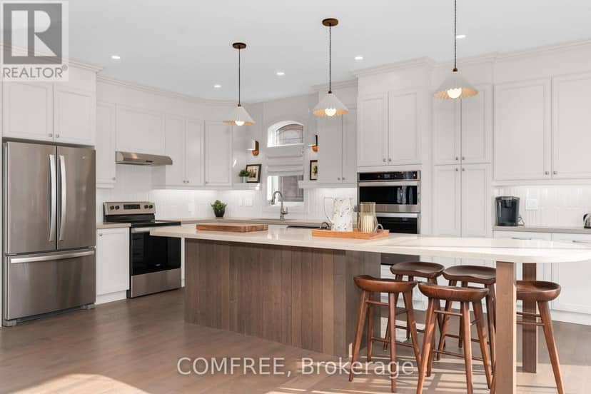 51 Wood Crescent — photo 8 of 25