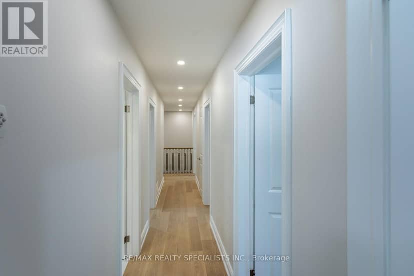 22 Heathview Avenue — photo 12 of 40