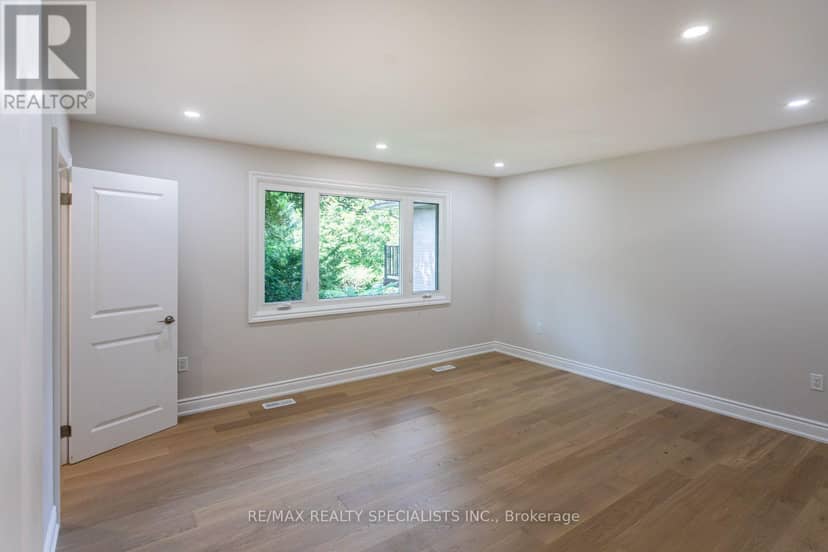 22 Heathview Avenue — photo 18 of 40