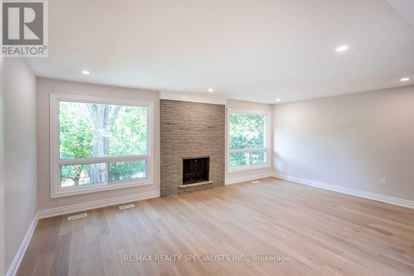 22 Heathview Avenue — photo 8 of 40