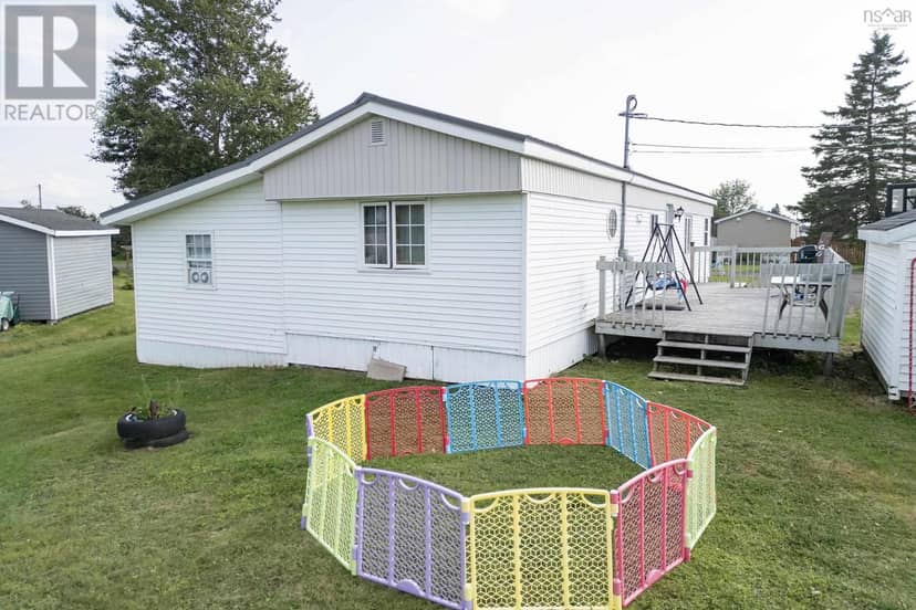 16 Lorne Crescent — photo 30 of 32