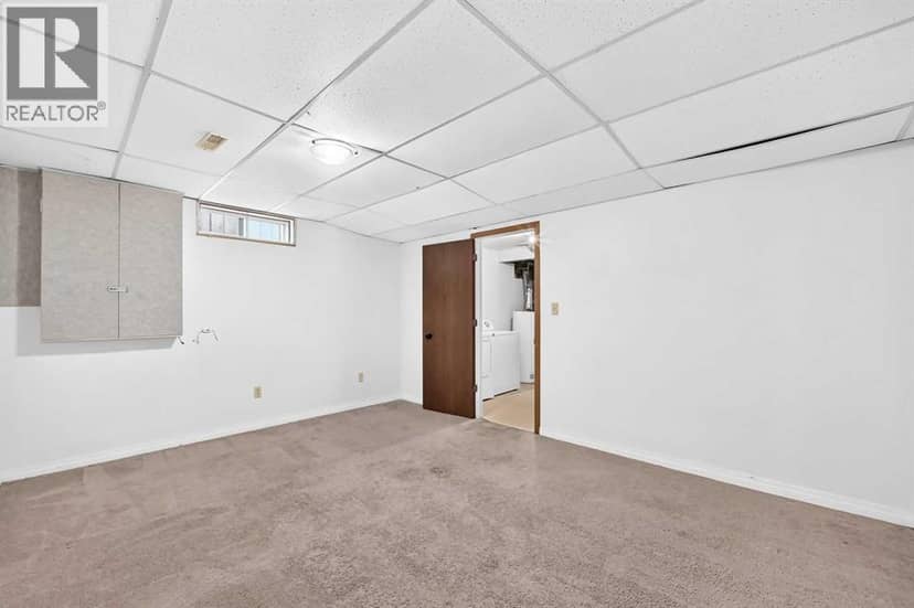 454 20 Avenue NW — photo 29 of 40