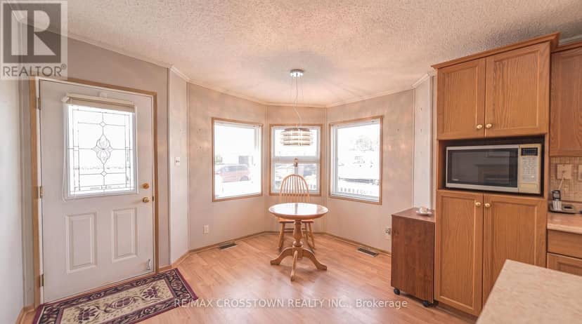 4101 Wesley Street — photo 7 of 34