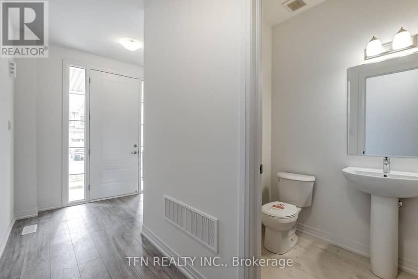 134 McGill Avenue — photo 9 of 40
