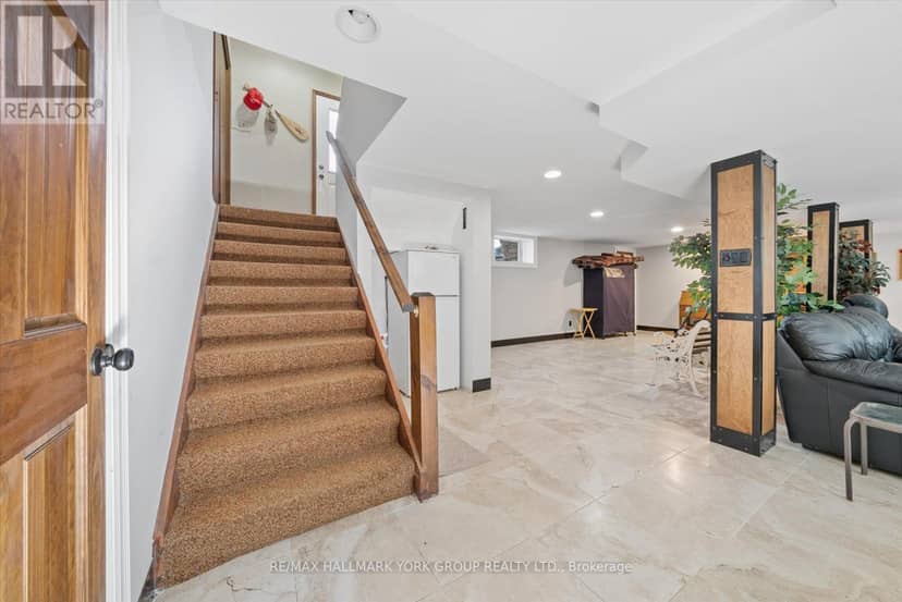 102 Albert Street — photo 34 of 40
