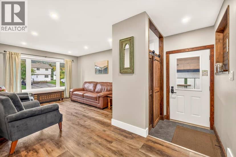 36 Mt Trinity Avenue, Fernie, photo 7