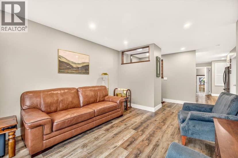 36 Mt Trinity Avenue, Fernie, photo 8