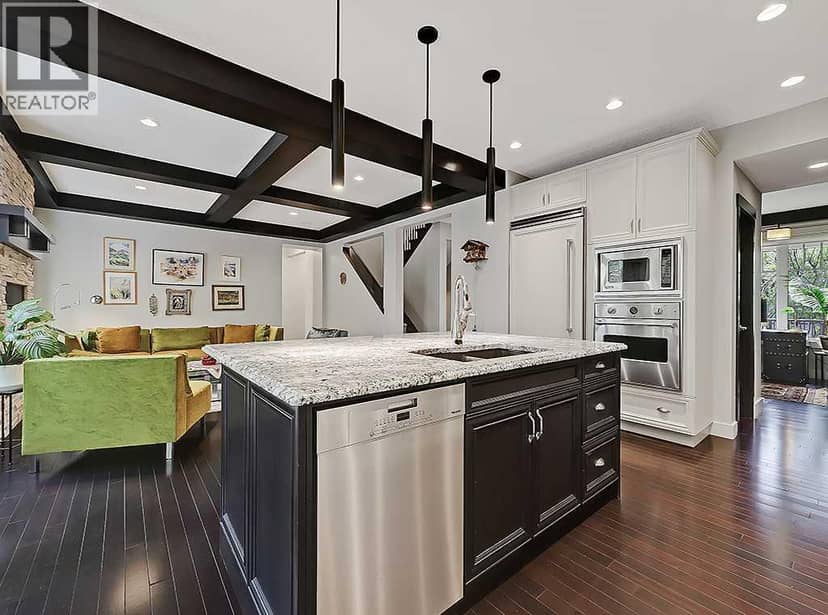 9318 14 Avenue SW, Calgary, photo 7