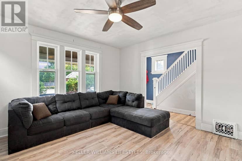791 Quebec Street — photo 9 of 40