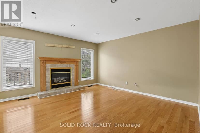 1176 Halton Terrace — photo 14 of 35