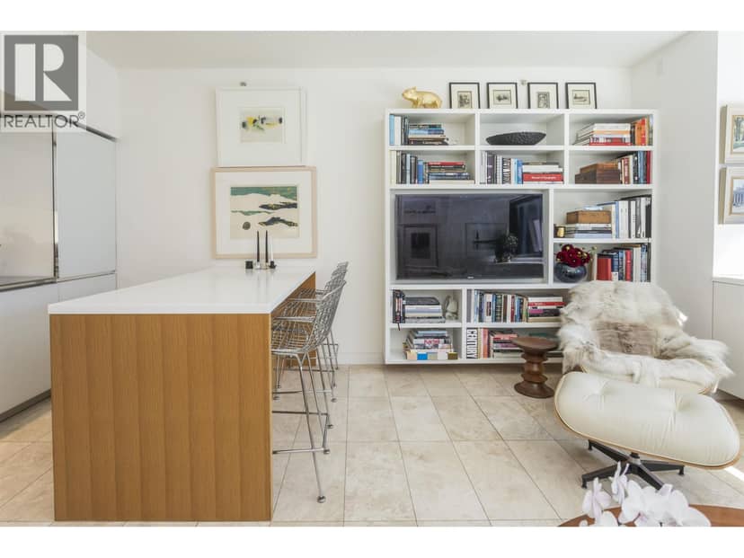 1906 838 W HASTINGS STREET, Vancouver, photo 5
