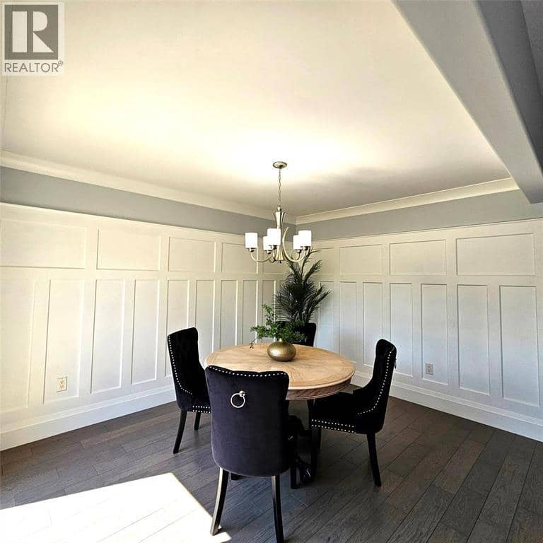 142 Madison D'Andrea AVENUE — photo 17 of 34