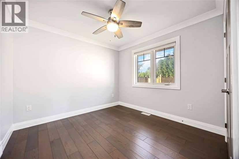 142 Madison D'Andrea AVENUE — photo 26 of 34