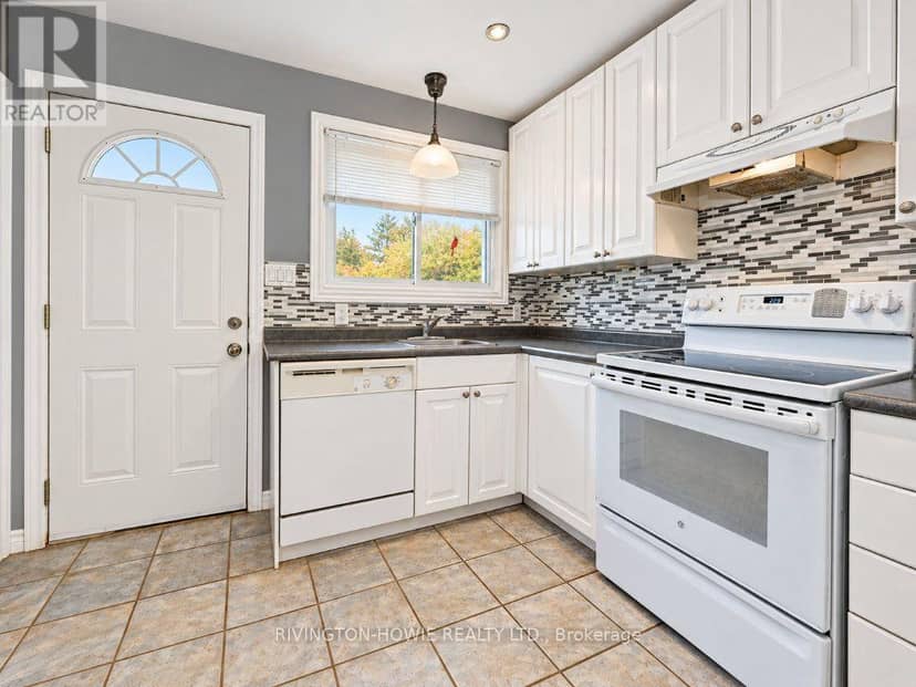 125 Snelgrove Drive — photo 19 of 40