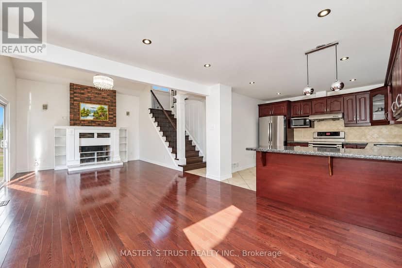 3 Longbow Square, Toronto, photo 7