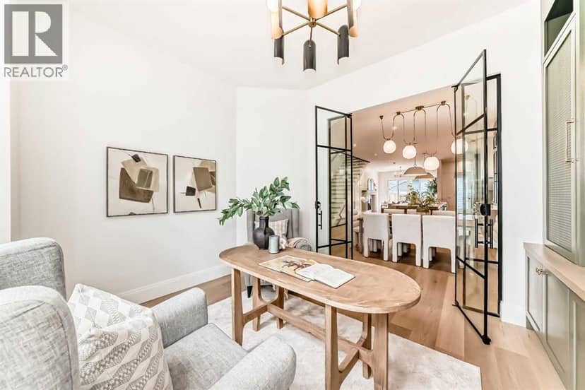2034 52 Avenue SW — photo 13 of 40