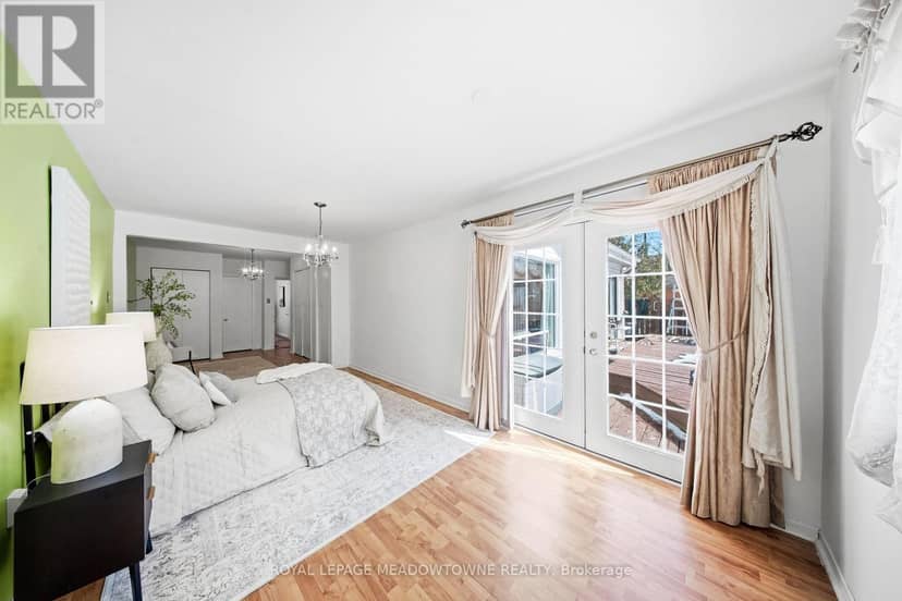 209 Cliff Road — photo 21 of 40