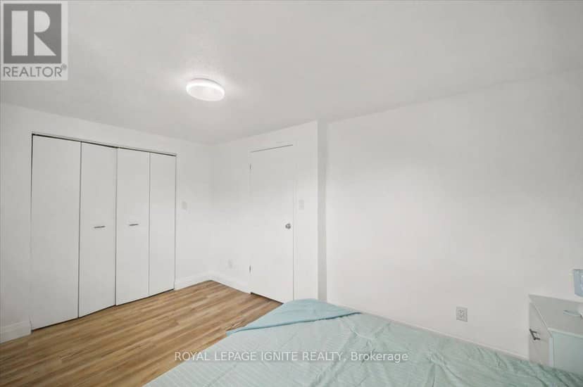 6 Upton Crescent — photo 31 of 40