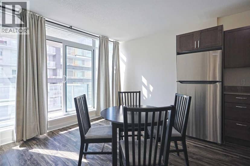 904, 10 Brentwood Common NW — photo 10 of 40