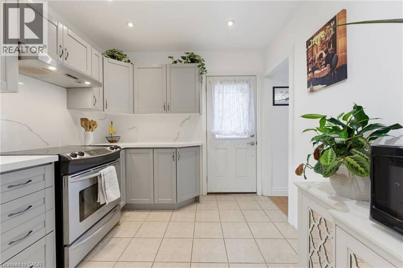 551 UPPER SHERMAN Avenue, Hamilton, photo 5